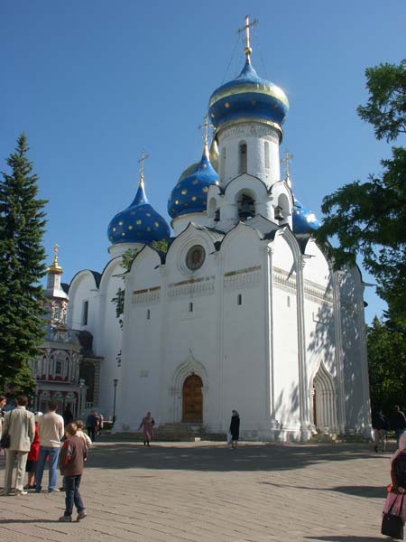Datei:Pfingstkirche - St.Sergius-Dreiheistlavra.jpg