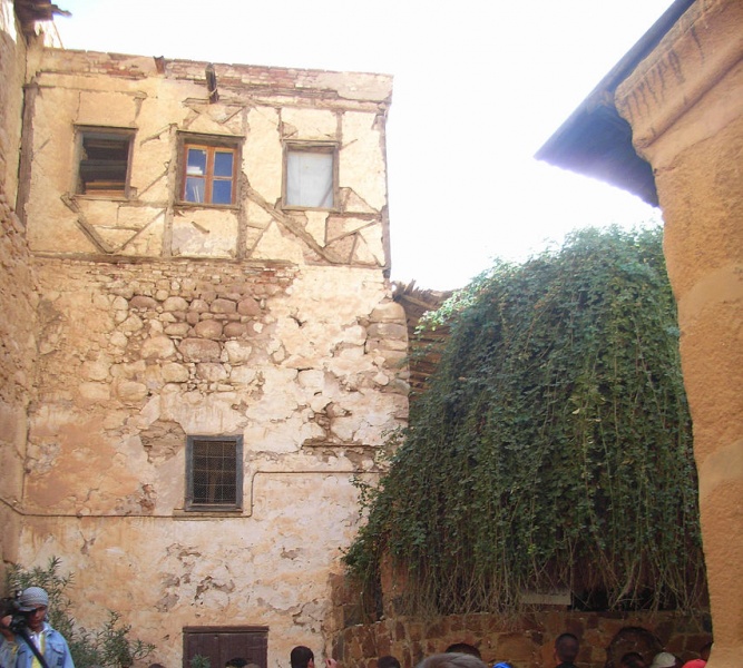 Datei:Sinai Brennender Dornenbusch.jpg